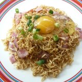 チキンラーメンでカルボ風